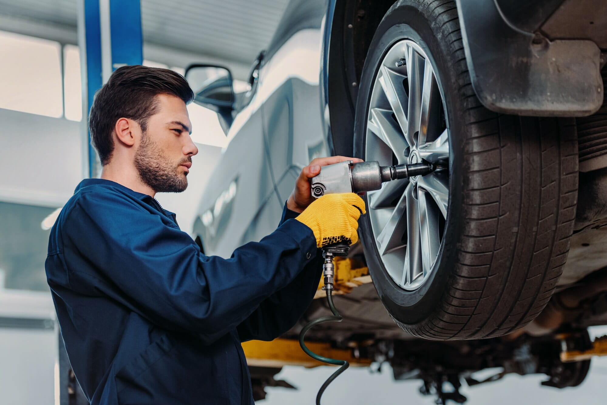 Work For Foreigners In Canada With Free Visa Sponsorship – Tire Repairer | Winnipeg, Manitoba