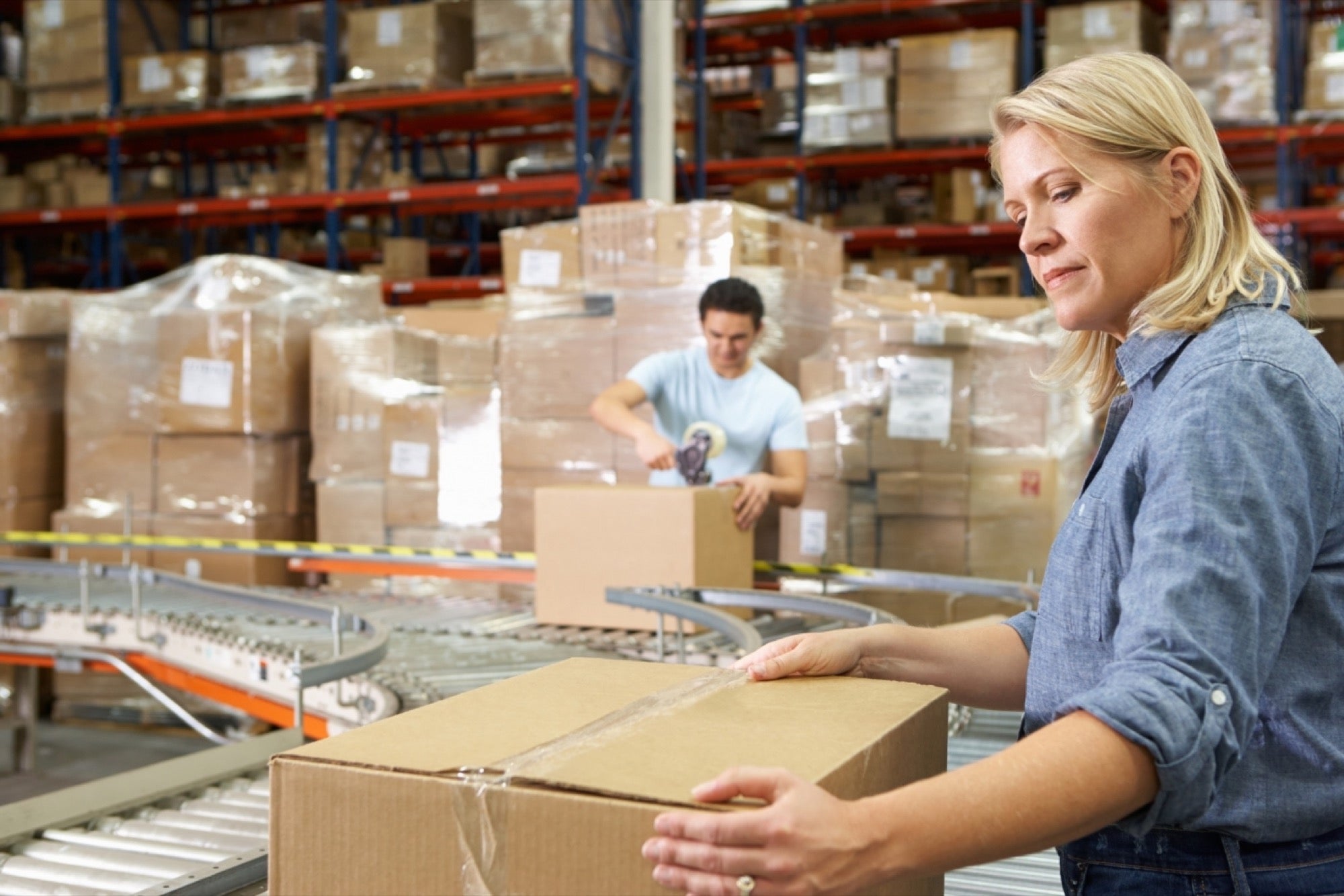 URGENT: Warehouse Worker Jobs In Canada For Foreigners